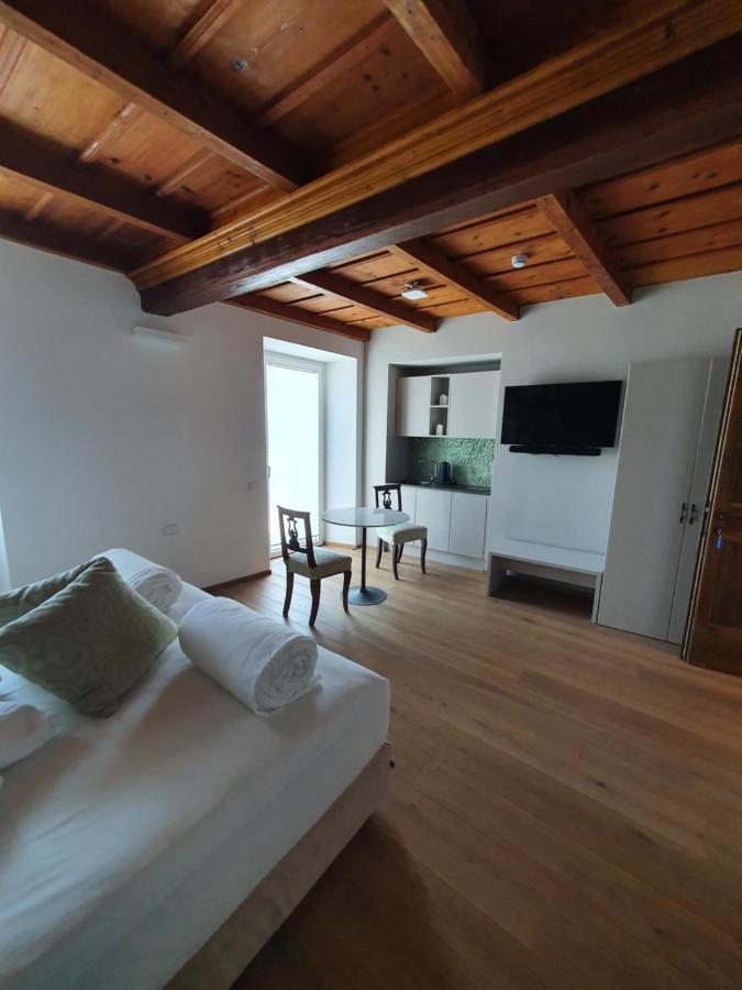 Bed and Breakfast Casa Castagna 1620 Mergozzo Zewnętrze zdjęcie