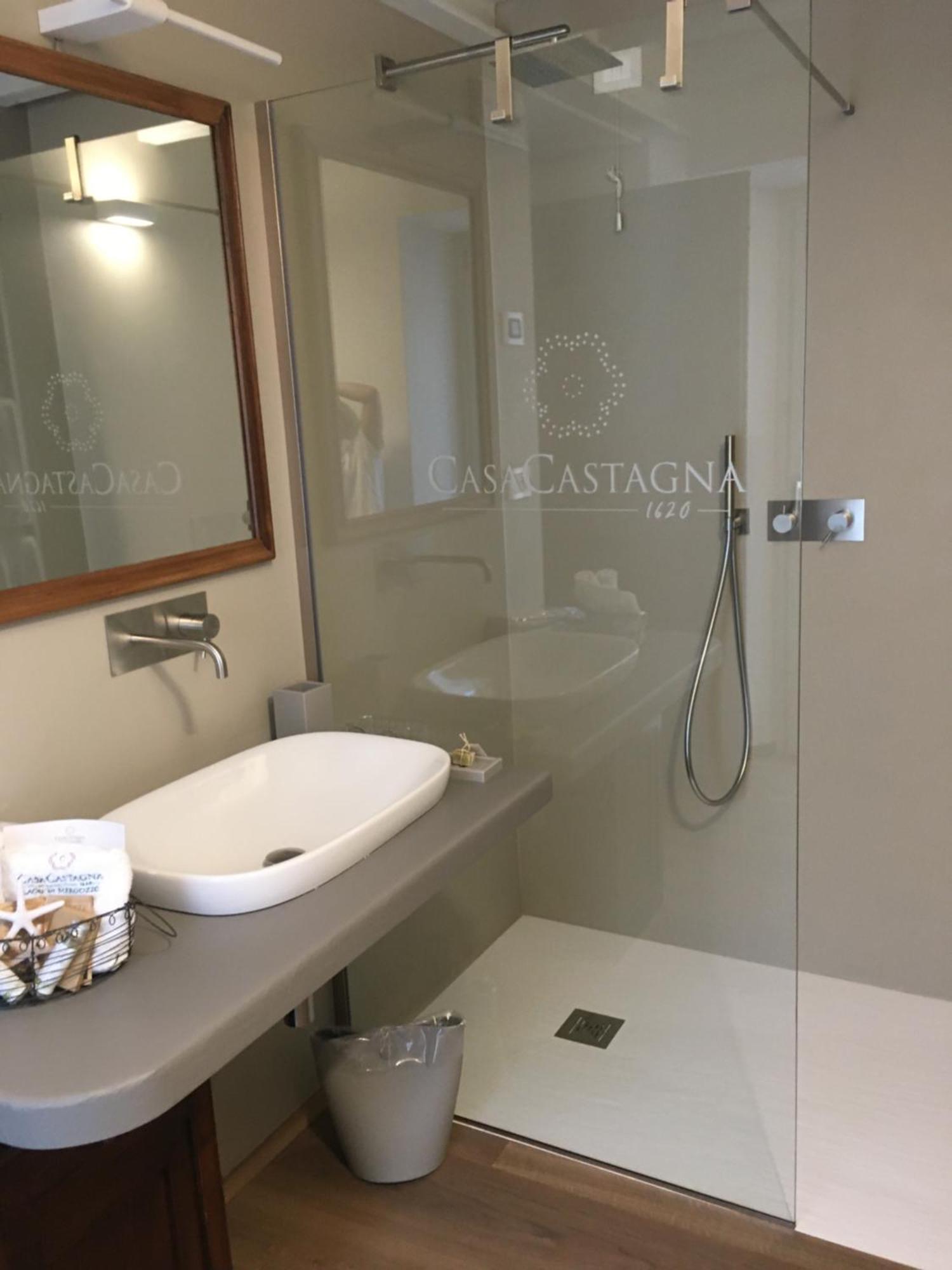 Bed and Breakfast Casa Castagna 1620 Mergozzo Zewnętrze zdjęcie